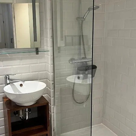 Apartment Schickes In Direkt Am Suedpark Munich