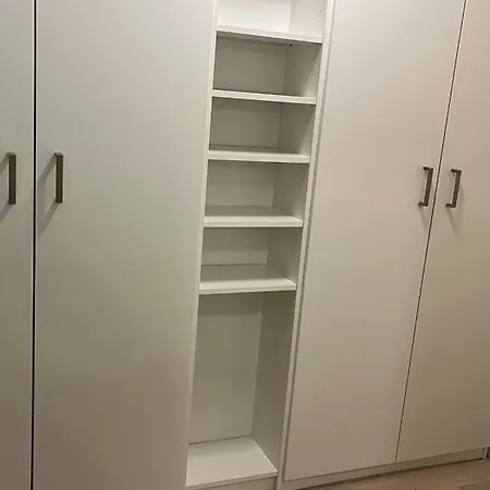 Apartment Schickes In Direkt Am Suedpark Munich